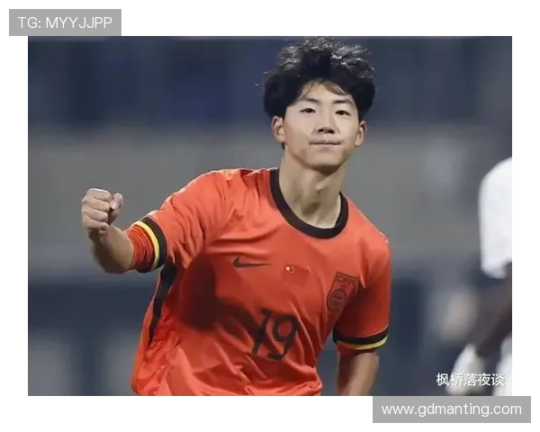 中国男足新星闪耀亚洲杯赛场展现惊人实力助球队强势晋级四强