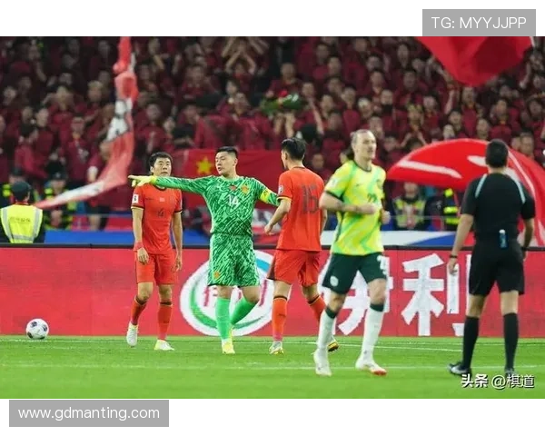 国足关键战役即将打响主帅战术调整引发球迷热议 国足关键战役即将打响主帅战术调整引发球迷热议