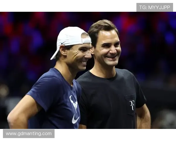 网球历史新篇章 费德勒与纳达尔同场竞技引发万众期待